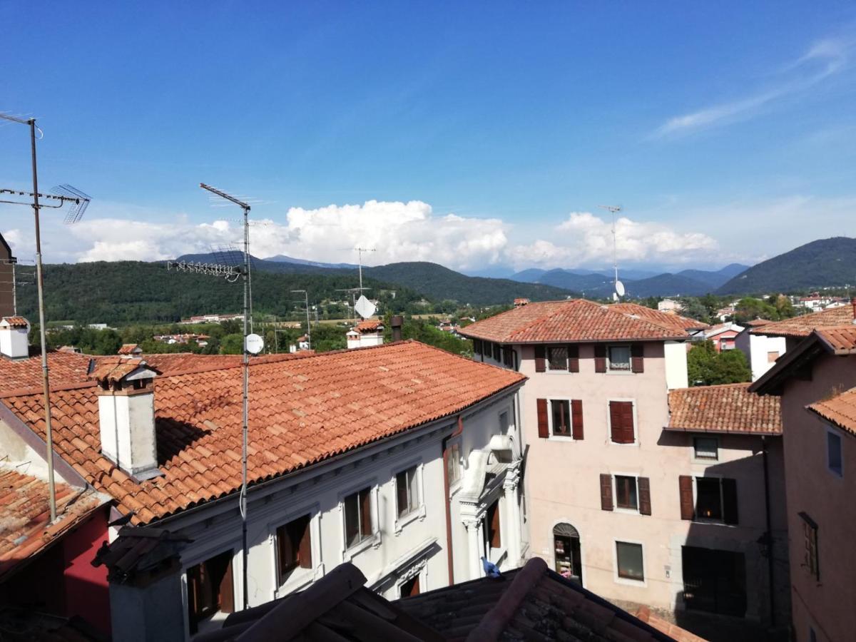 Loft In Piazza Con Soppalco Apartment Cividale del Friuli Екстериор снимка